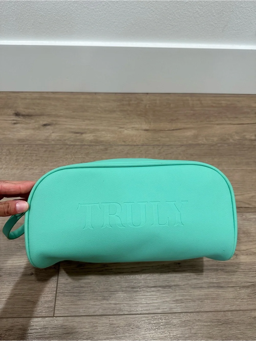 TRULY Signature vanity case mint Seafoam Double-Zip Cosmetic Case magnetic large